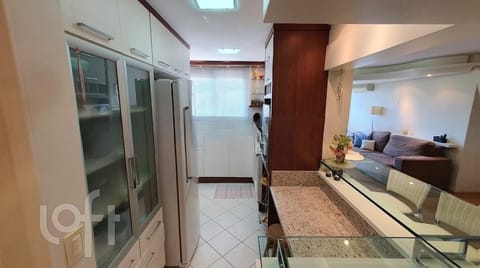Image 14 - 272484